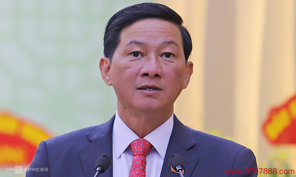 Ông Trần Đức Quận khi được bầu làm Bí thư Tỉnh ủy Lâm Đồng， tháng 10/2020. Ảnh:Khánh Hương